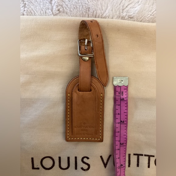 Authentic ❤️ LOUIS VUITTON small luggage tag 💫 - Picture 7 of 12